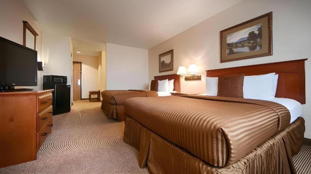 Best Western Territorial Inn And Suites Bloomfield Eksteriør billede